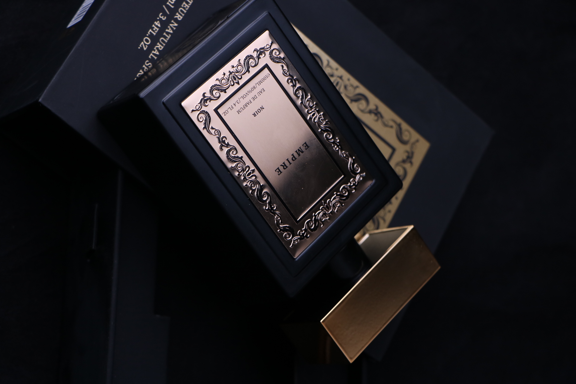 عطر مردانه بولگاری من این بلک شرکت میسون|Bvlgari man in black  missonz