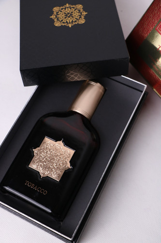 عطر هاردباکس مانسرا رد توباکو شرکتی برند میسون | Mancera Red Tobacco Maisonz