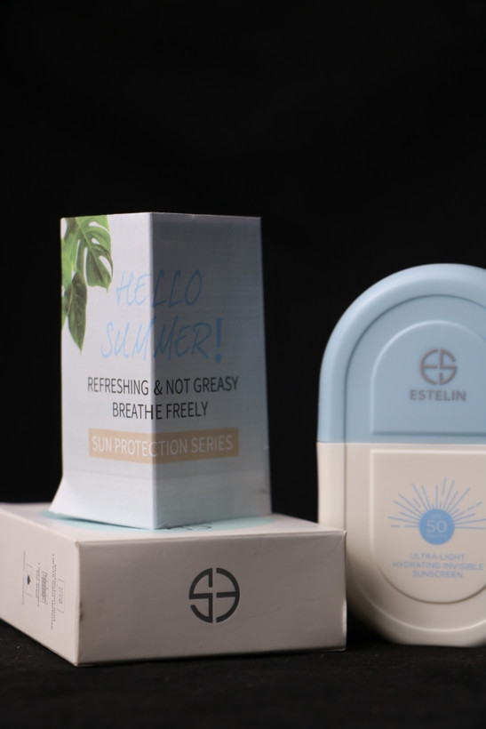 ضدآفتاب بى رنگ صورت استيلن مدل Ultra Light SPF50